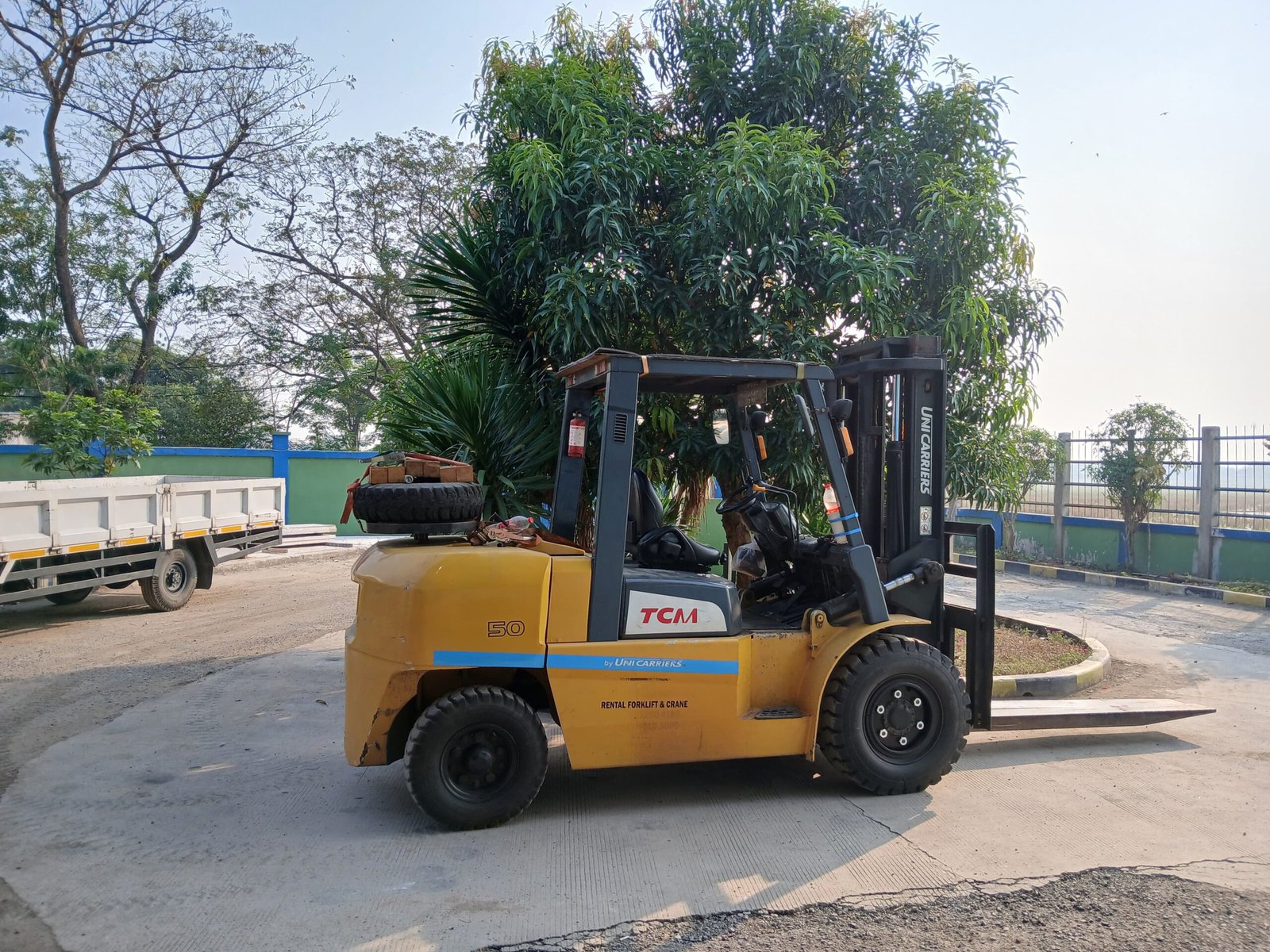 WA 0813-999-7663 Sewa Forklift Koja Jakarta Utara Berpengalaman Unit Lengkap